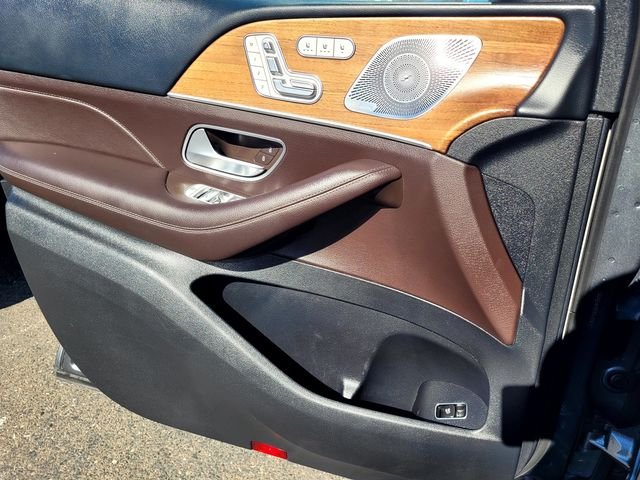 Used 2022  Mercedes-Benz GLS 450 image 14
