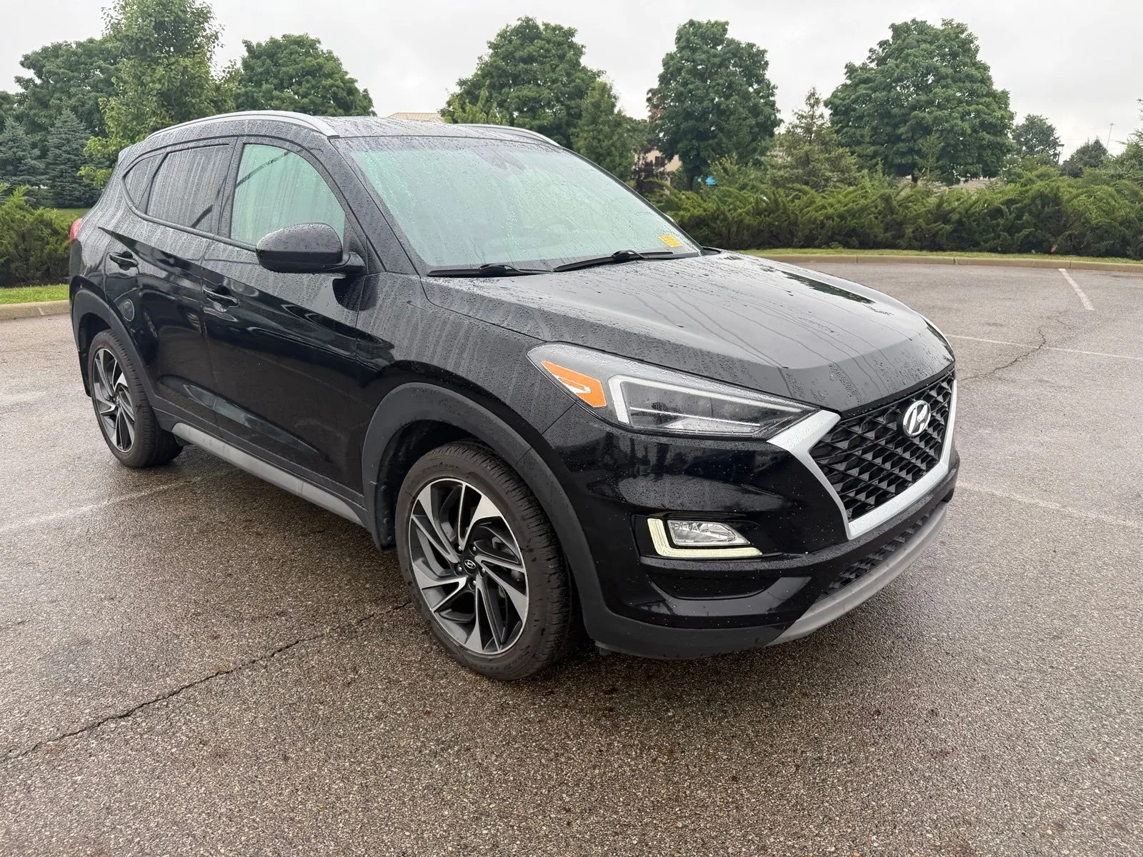 Used 2020 Black Hyundai  image 3