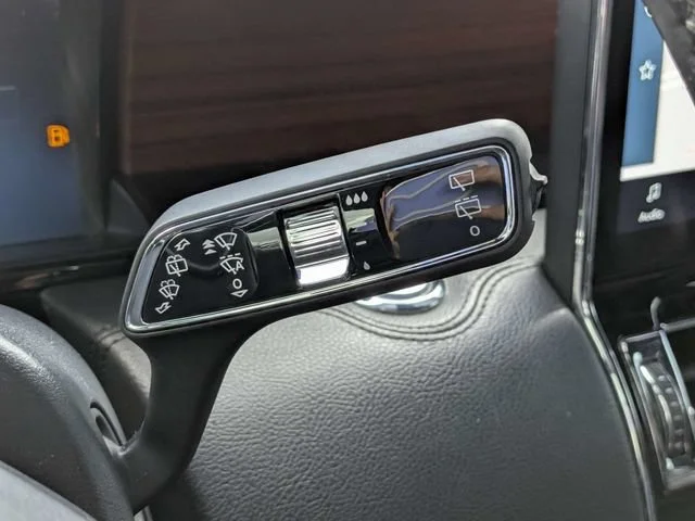 Used 2022 Infinite Black Lincoln Standard image 28