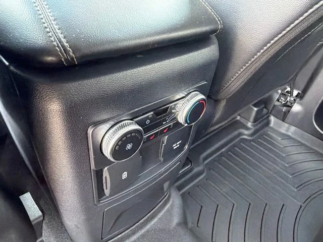 Used 2022 Black Ford Limited image 18