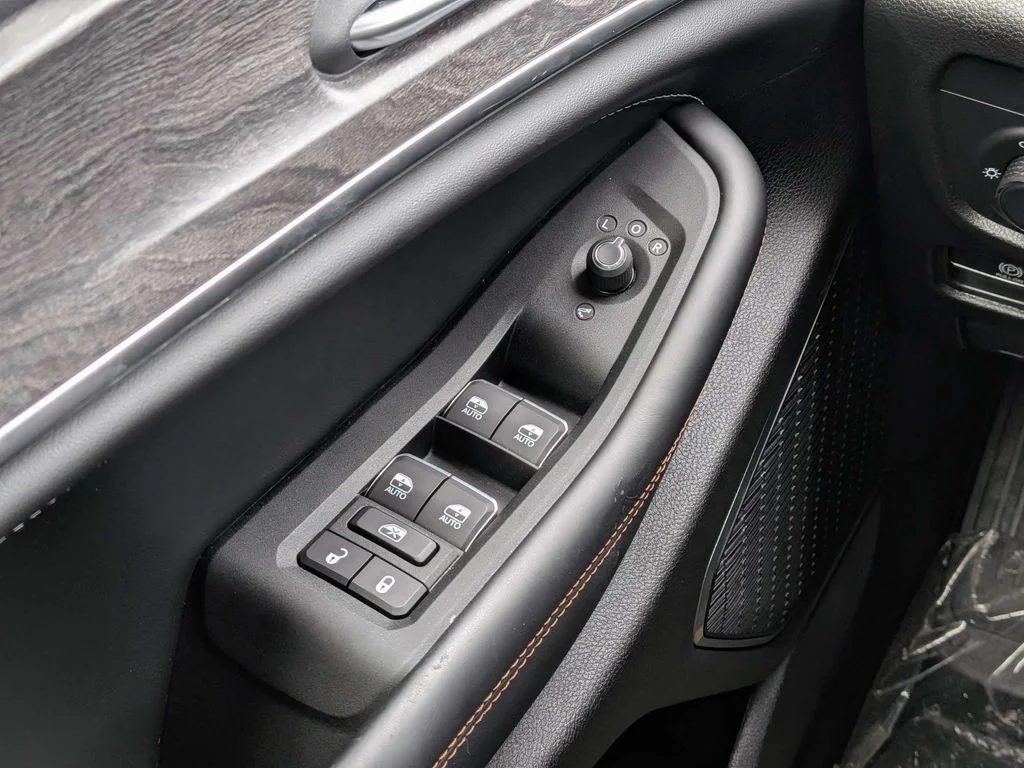 Used 2025 Gray Jeep Overland image 22
