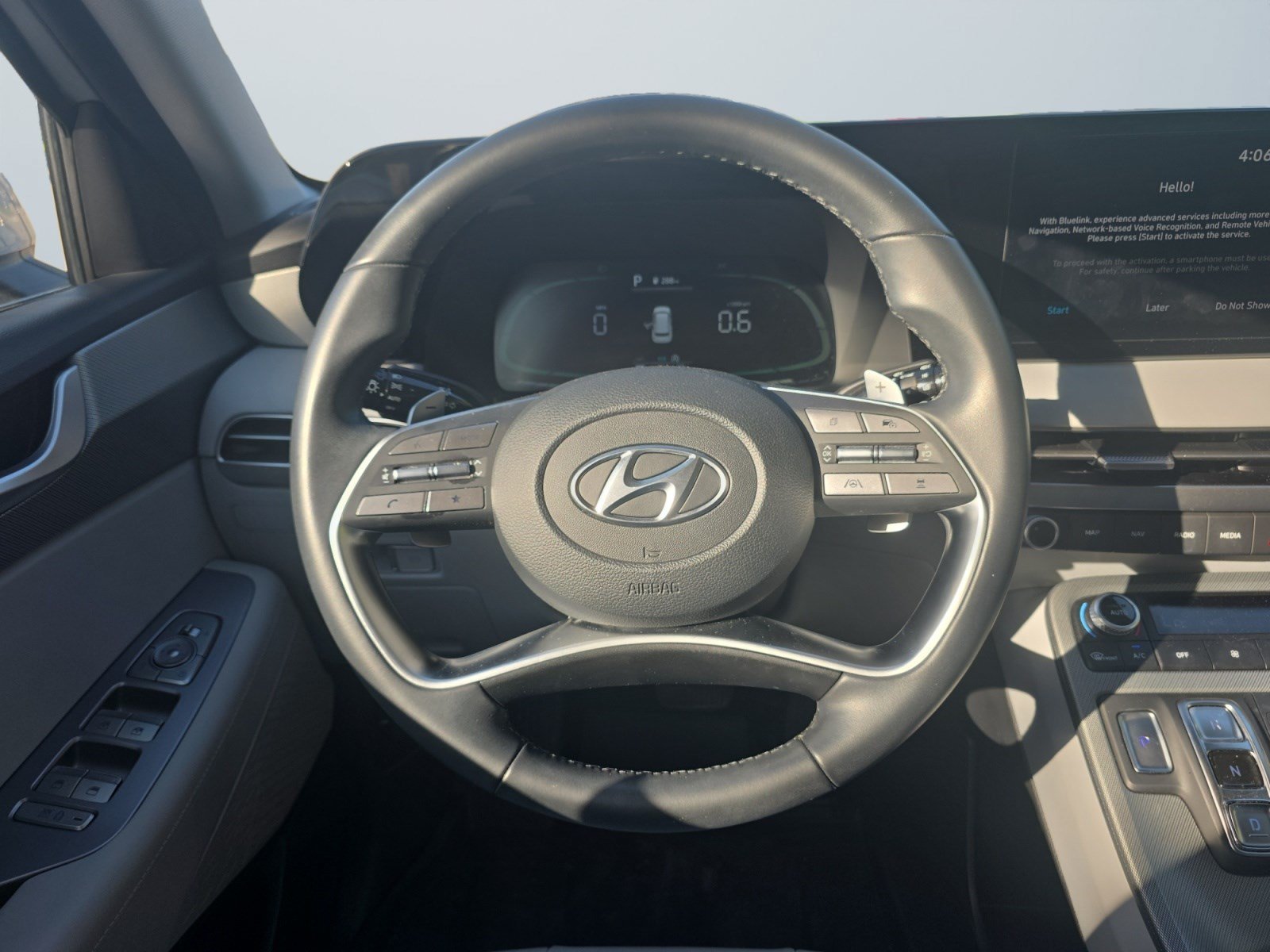 Certified Used 2024 Typhoon Silver Hyundai SEL 7P image 12