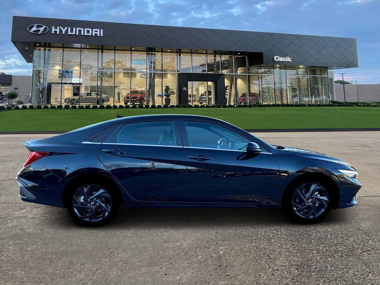 New 2026 Abyss Black Pearl Hyundai SEL Sport Premium image 9