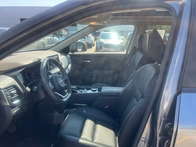Certified Used 2023 Gun Metallic Nissan SV image 12