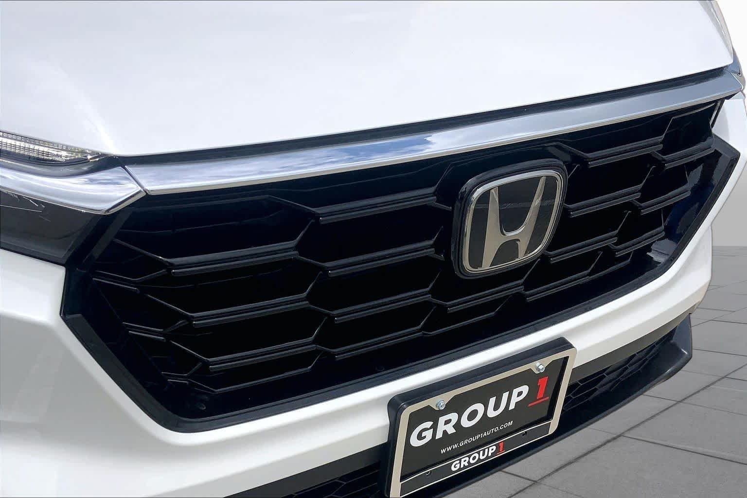 Used 2026 Platinum White Pearl Honda EX image 29