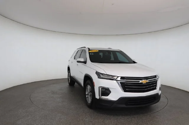 Used 2023 White Chevrolet LT image 5