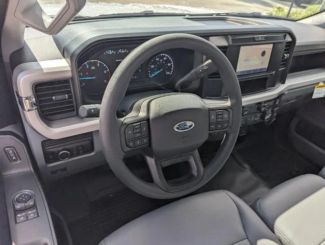New 2026 Oxford White Ford F-250® XL image 23