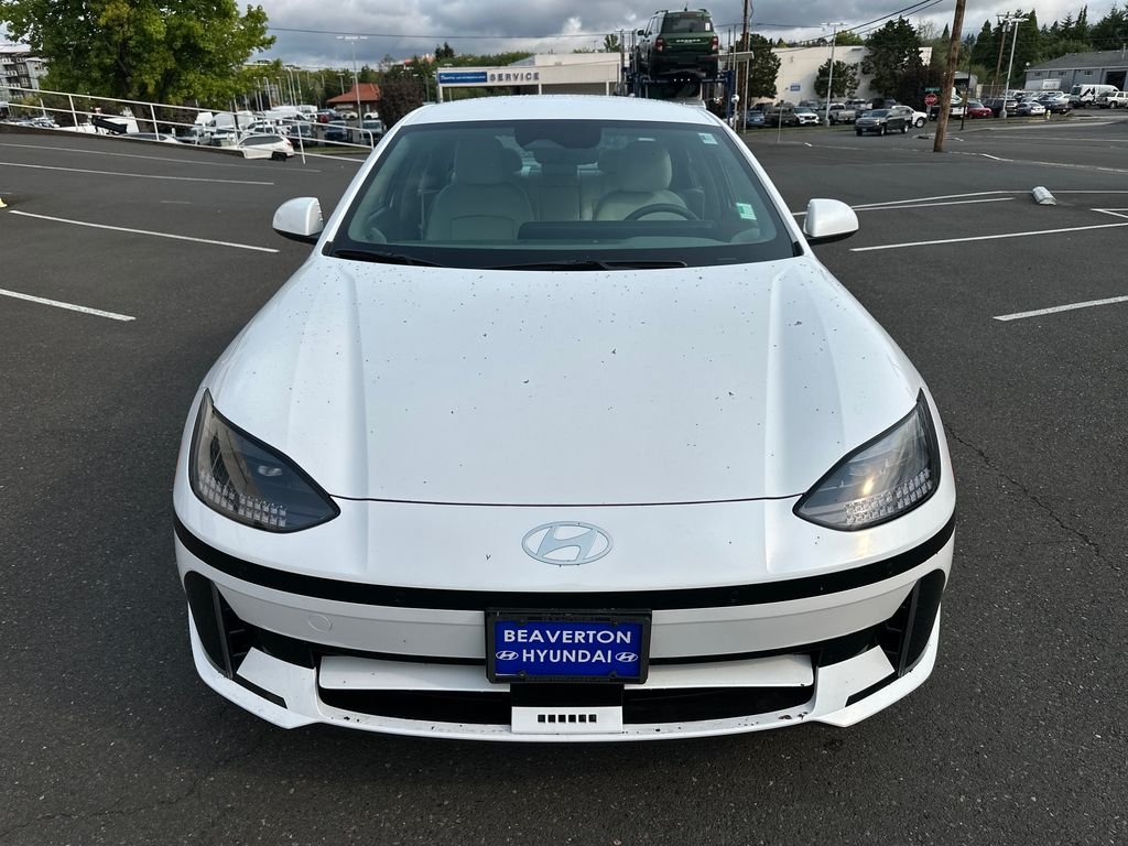 Certified Used 2025 White Hyundai SEL image 9