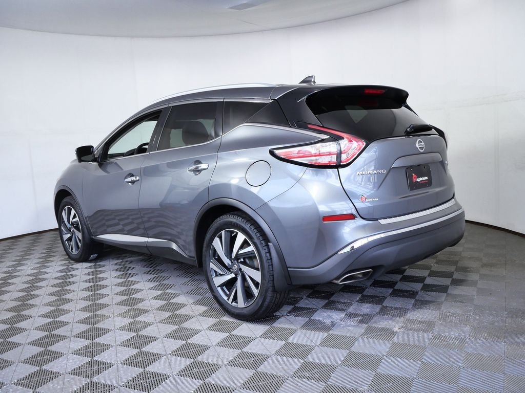 Used 2018 Gray Nissan Platinum image 4
