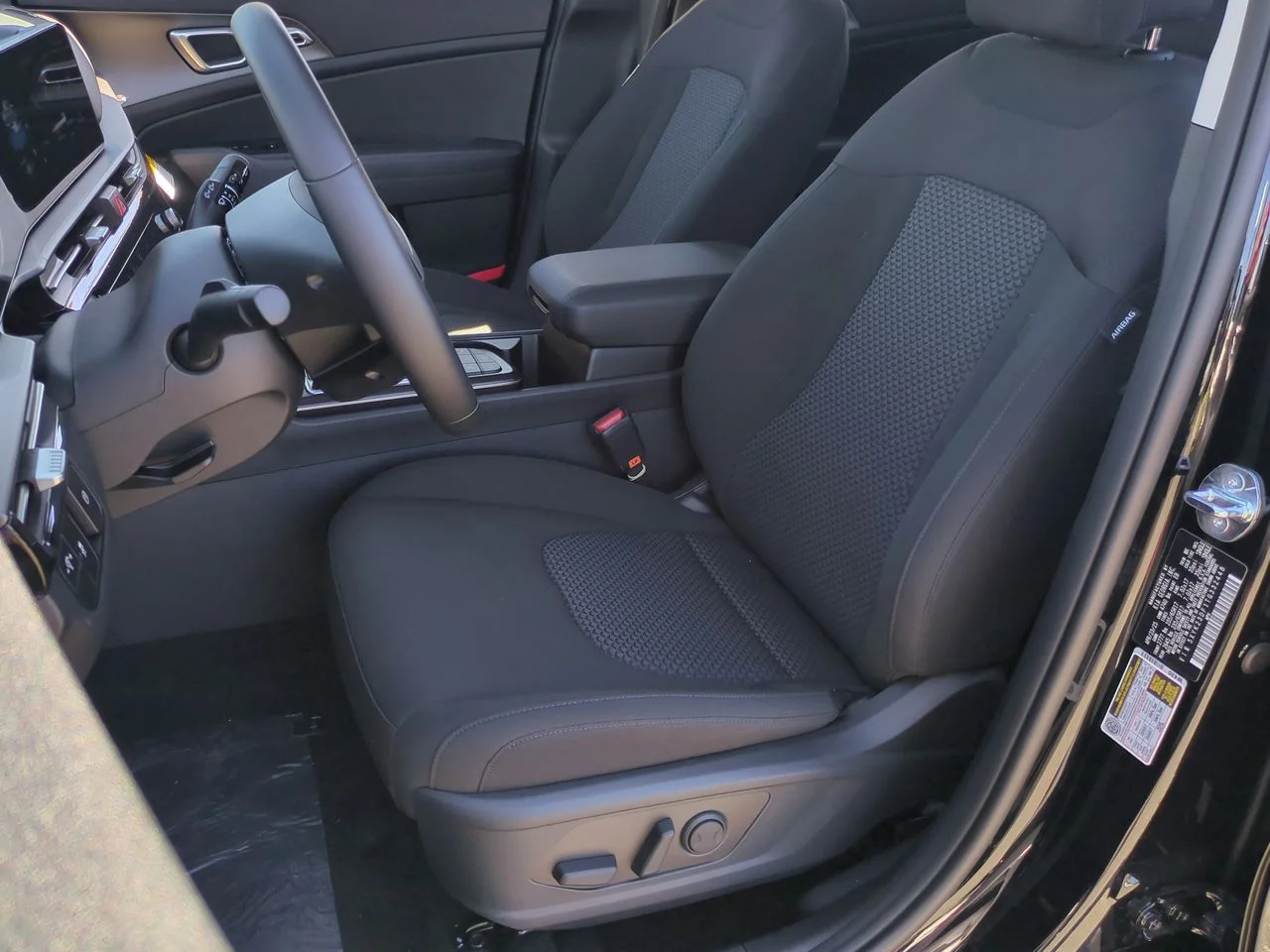 2026 Kia Sportage LX - Photo 19