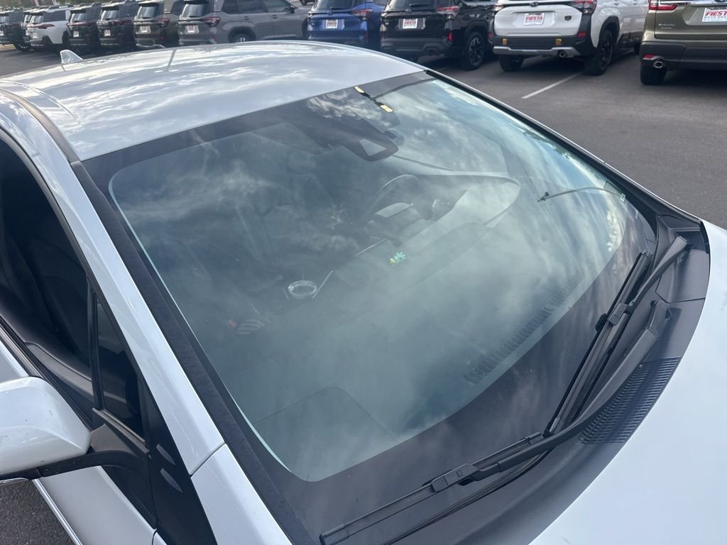 Used 2022 Beige Toyota XLE image 6