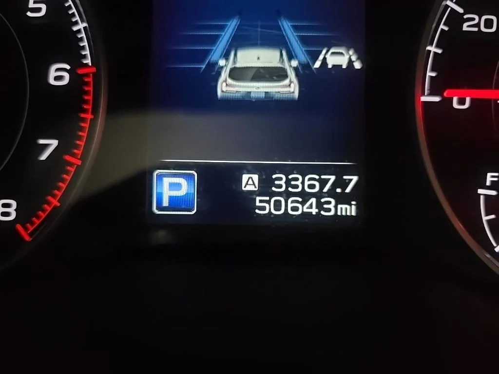 Used 2020 Blue Subaru Premium image 23