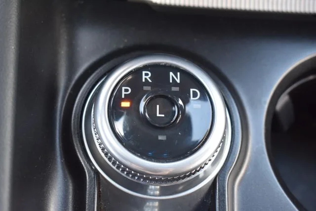 Used 2025 Gray Ford ST-Line image 37