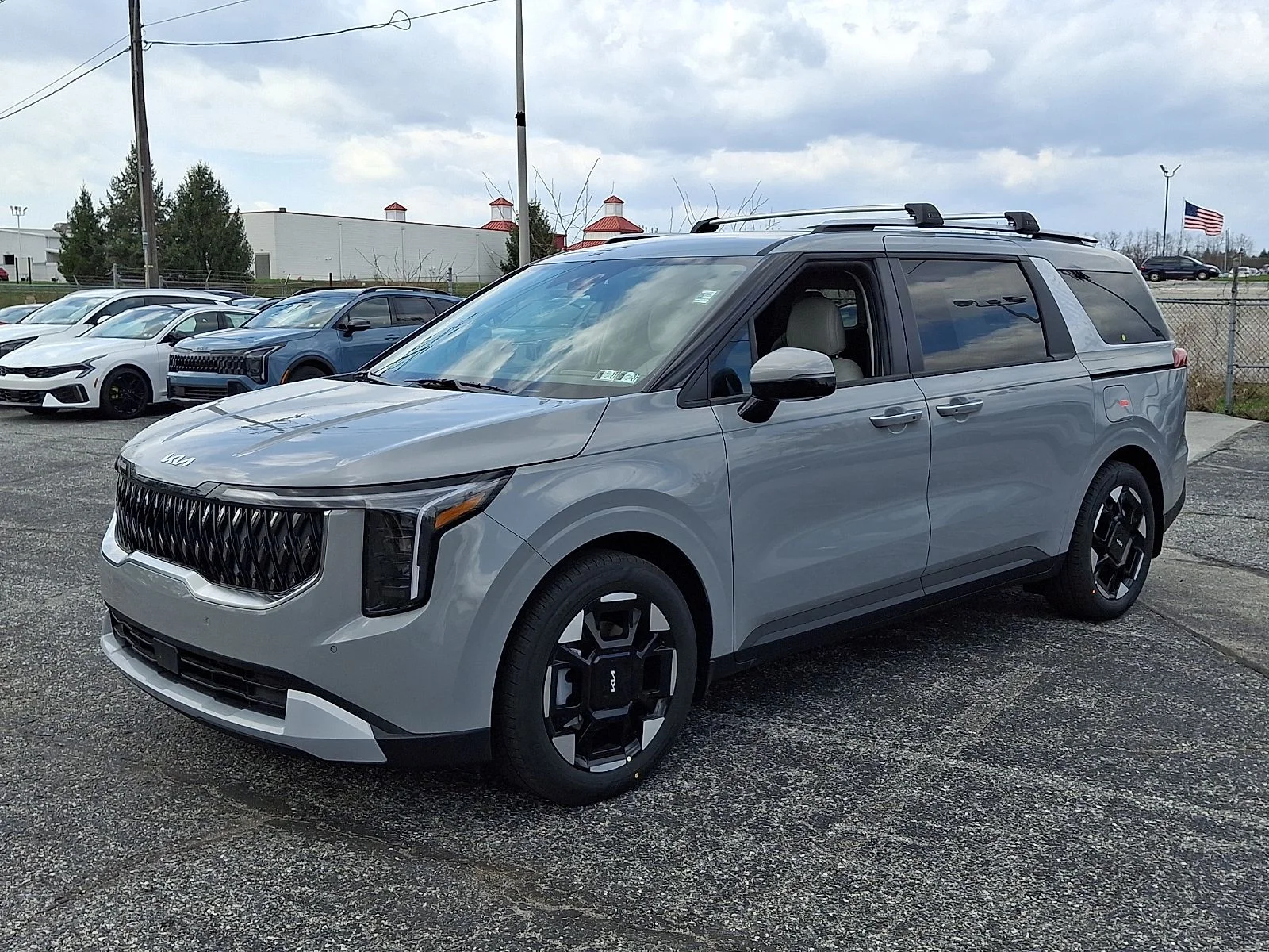 New 2026 White Kia EX image 4