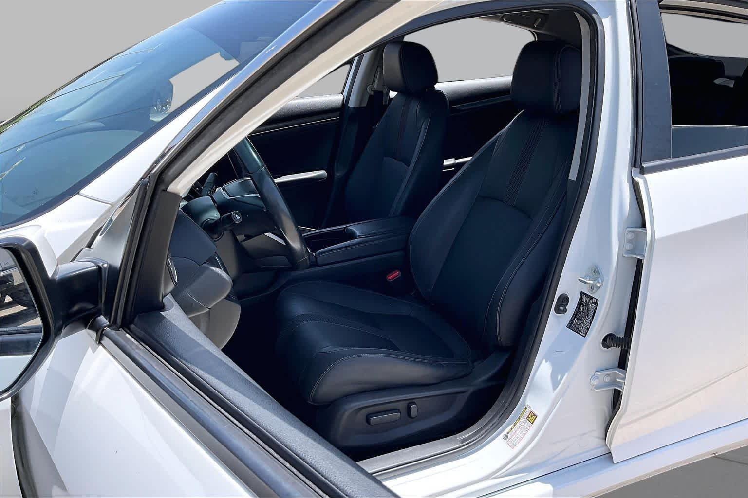 Used 2019 Platinum White Pearl Honda EX-L image 7