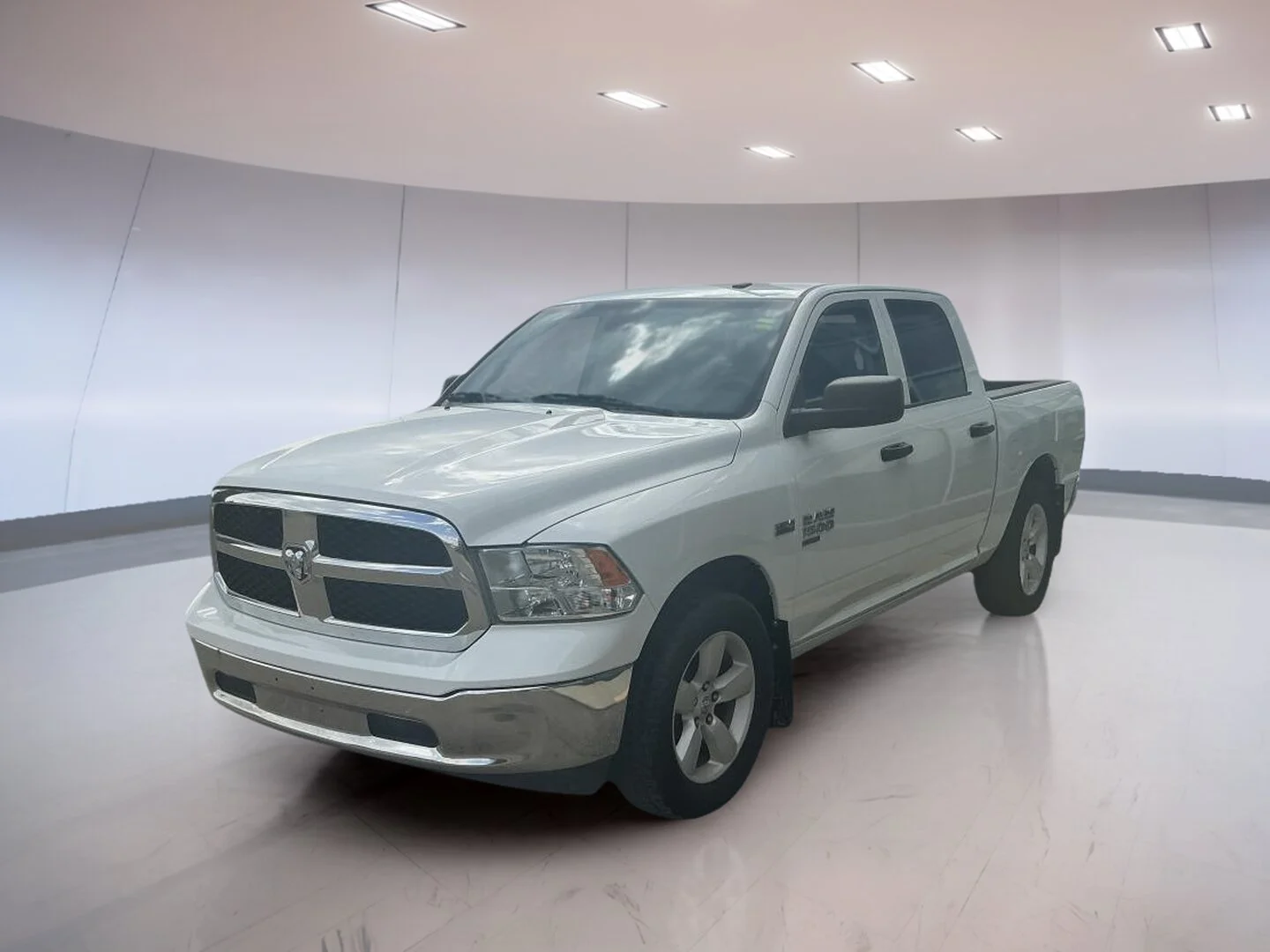 Used 2023 White RAM SLT image 3