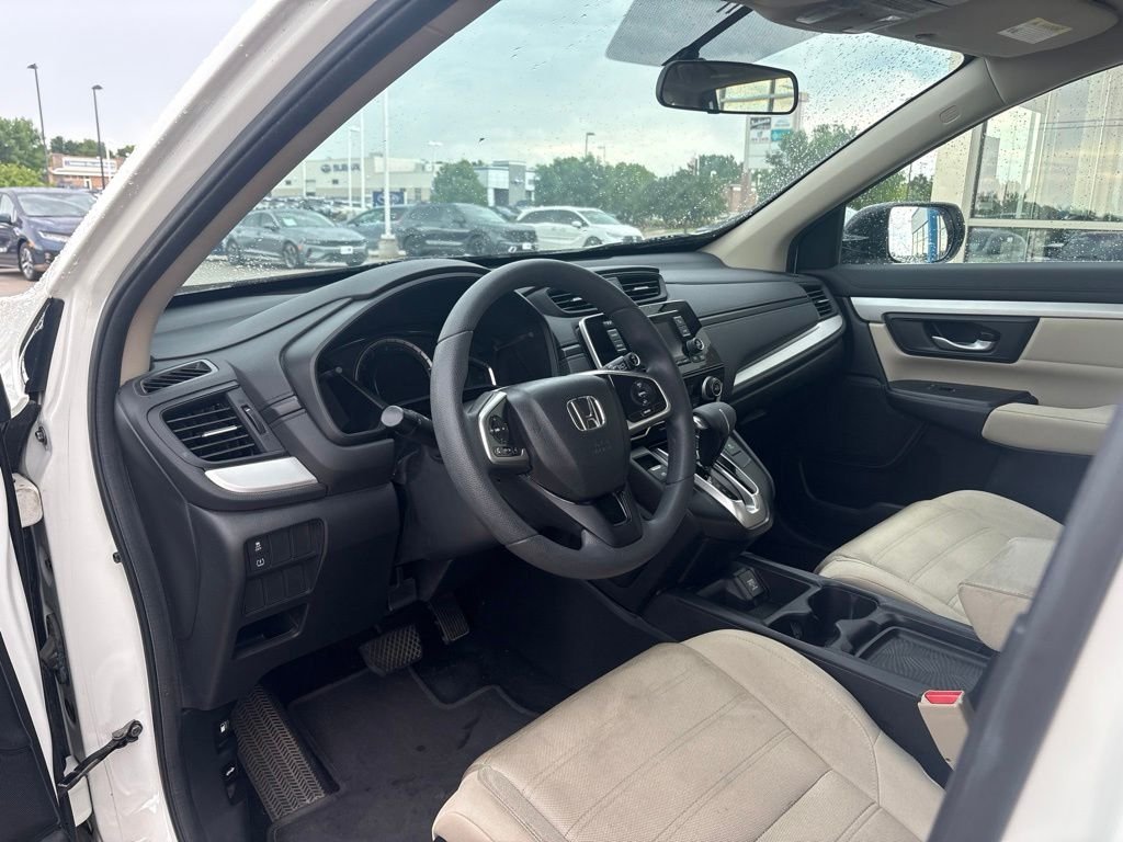 Used 2018 White Diamond Pearl Honda LX image 10