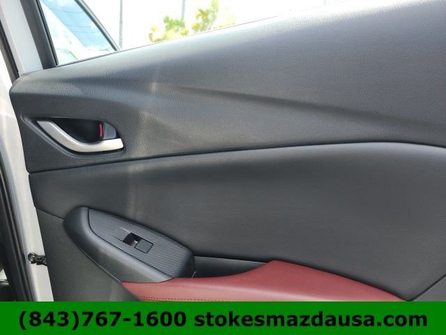 Used 2016 White Mazda Touring image 22