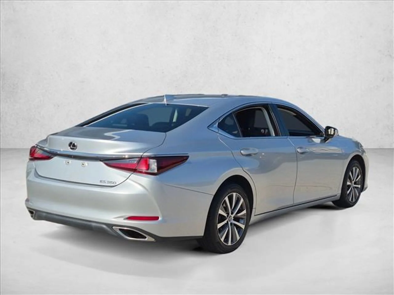 Used 2019 Atomic Silver Lexus ES 350 image 5