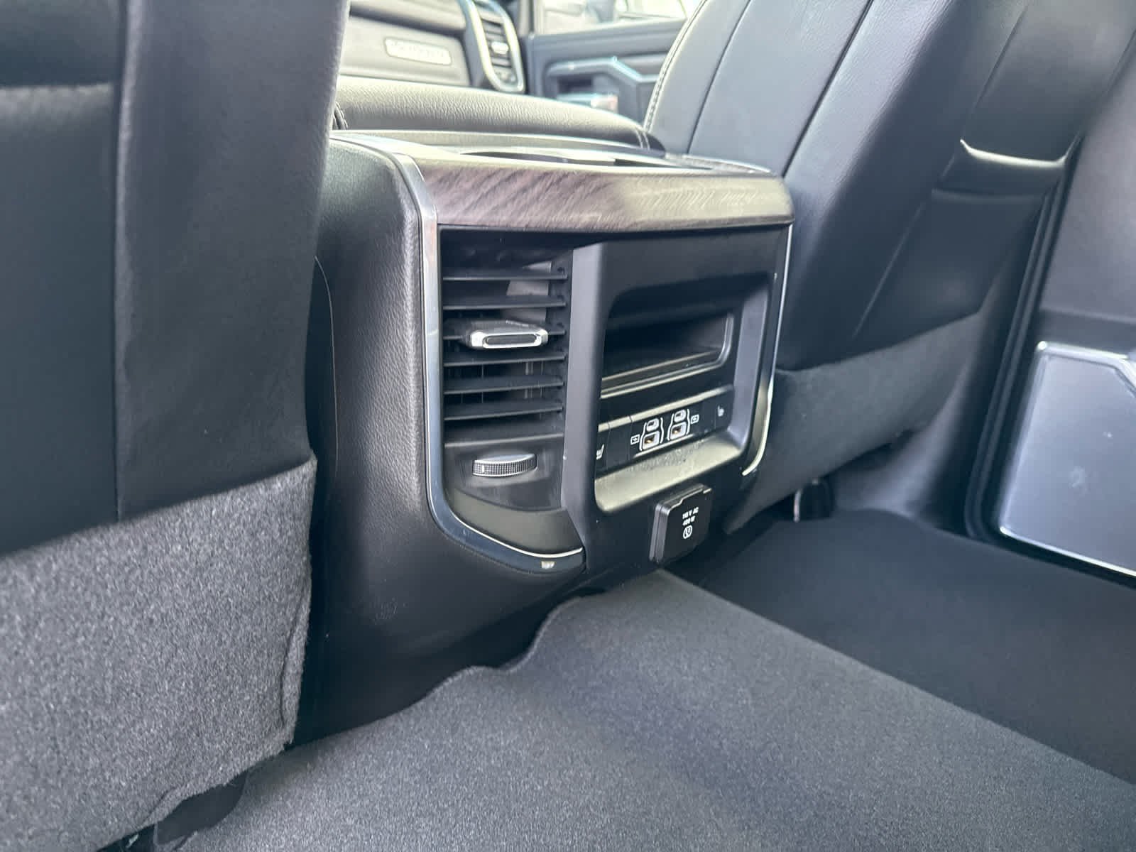 New 2026 Bright White Clear-Coat Exterior Paint RAM Laramie image 22