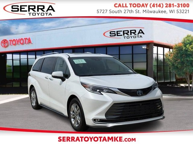 2023 Toyota Sienna Platinum