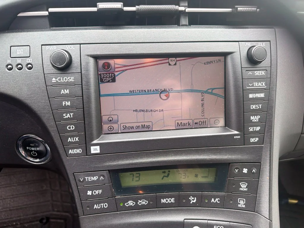 Used 2010 Gray Toyota III image 14