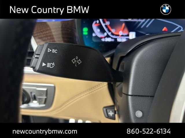 Used 2022 Black Sapphire Metallic BMW 750i xDrive image 17