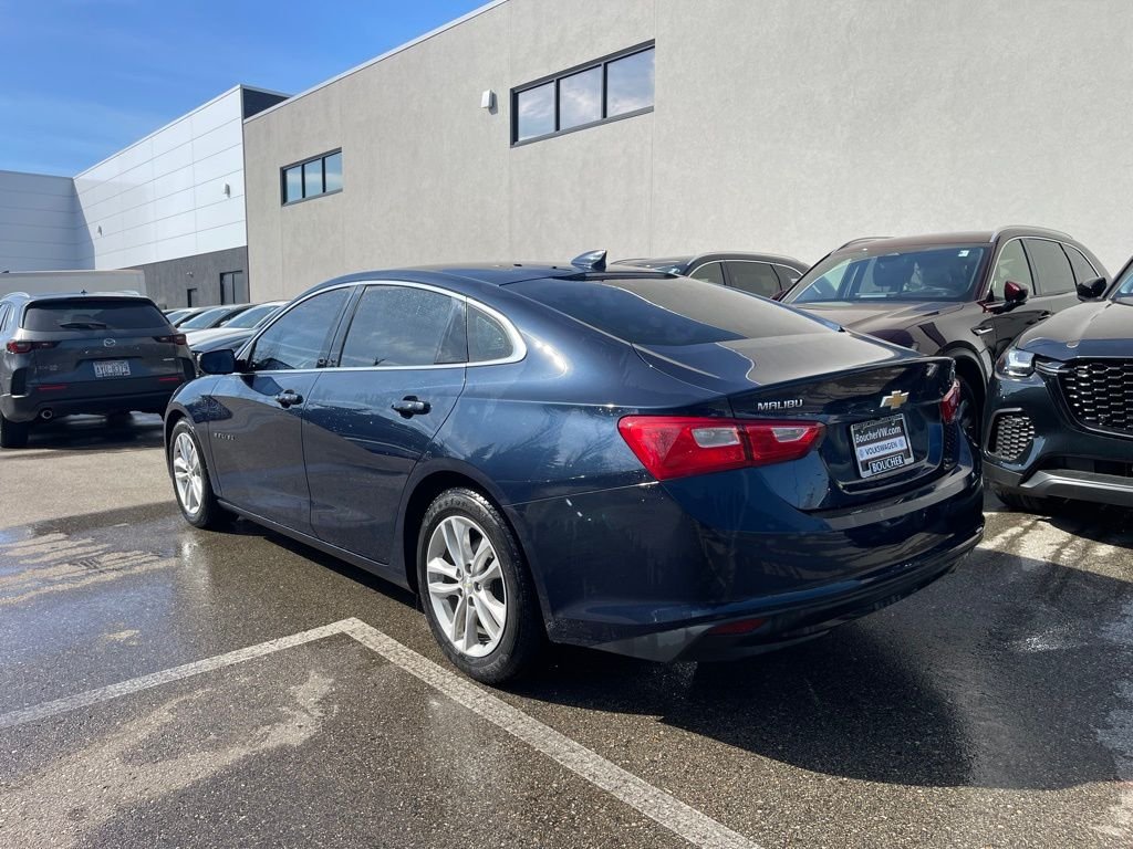 Used 2016 Chevrolet Malibu 1LT with VIN 1G1ZE5ST1GF349942 for sale in Racine, WI