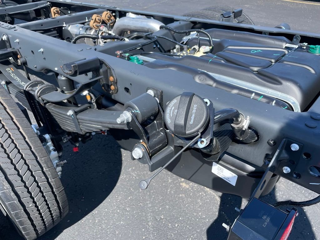 2026 Ford F-550 Super Duty Chassis Cab XL - Photo 52