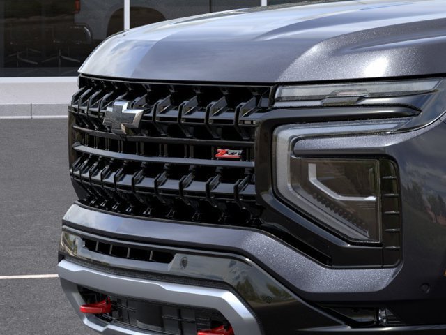 2027 Chevrolet Suburban Z71 - Photo 13