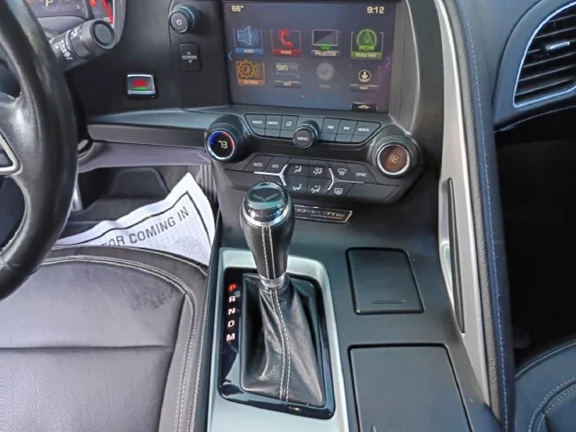 Used 2019 White Chevrolet Stingray image 3