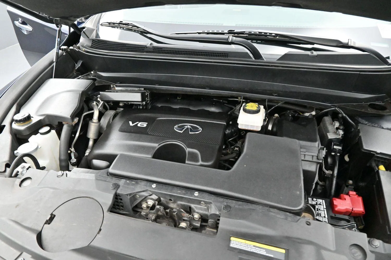 Used 2019 Hermosa Blue INFINITI LUXE image 32
