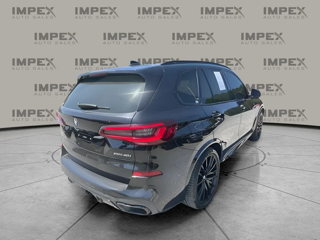 Used 2022 Black BMW xDrive40i image 8