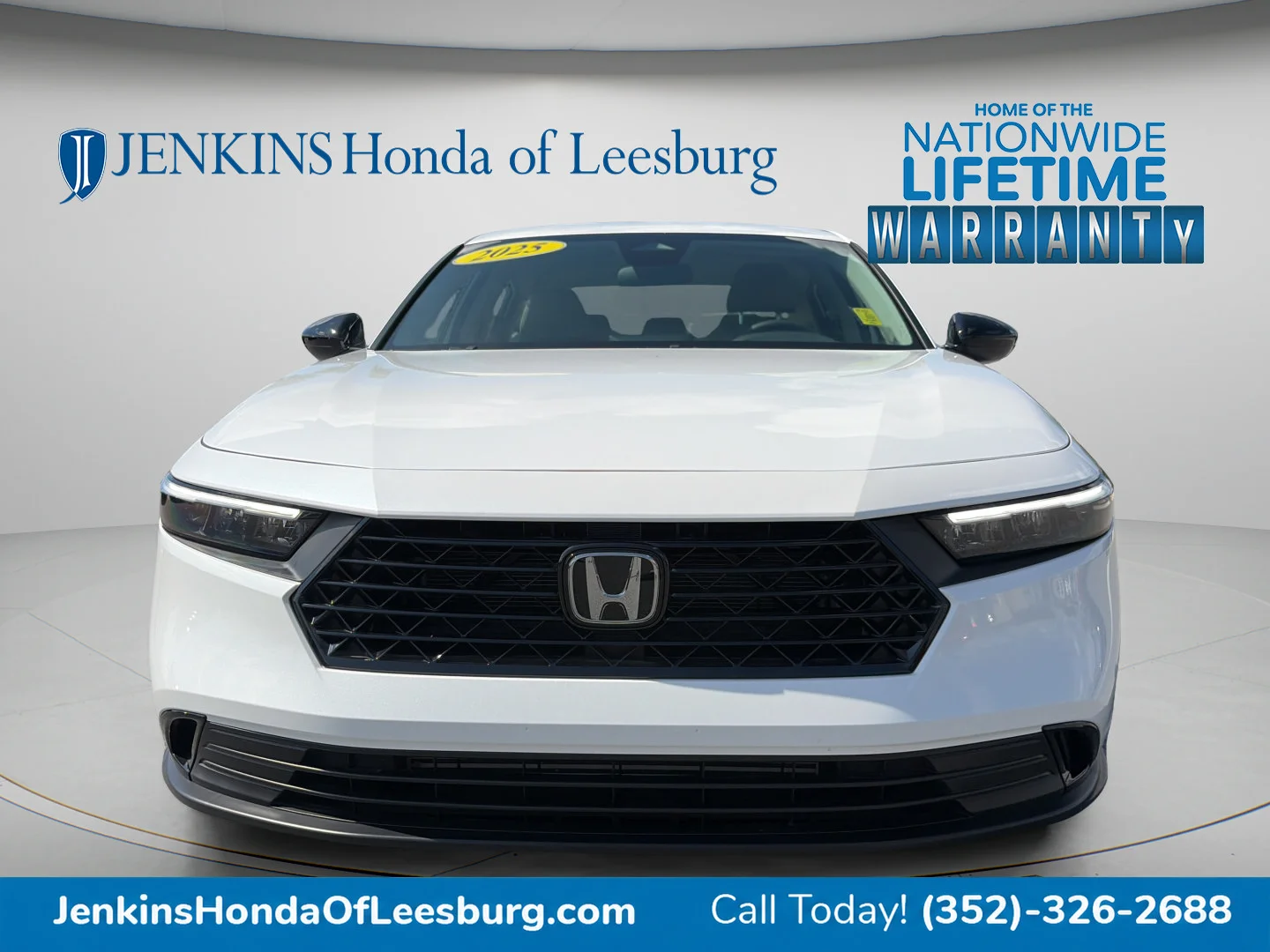 Certified Used 2025 Platinum White Pearl Honda SE image 37