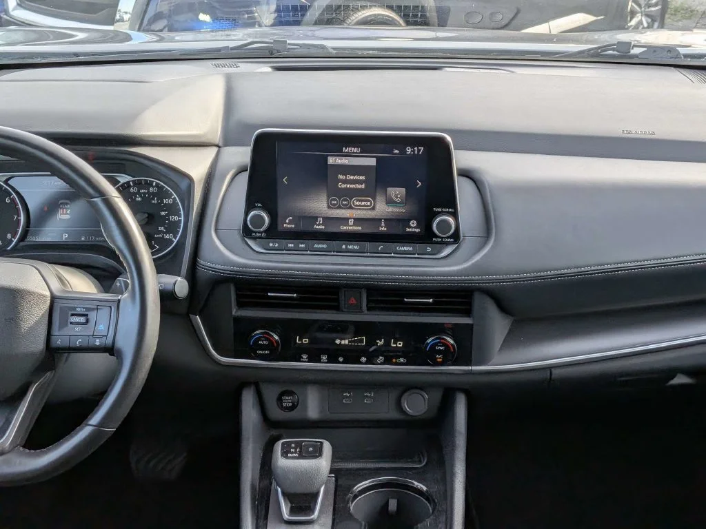 Certified Used 2025 Gun Metallic Nissan SV image 19