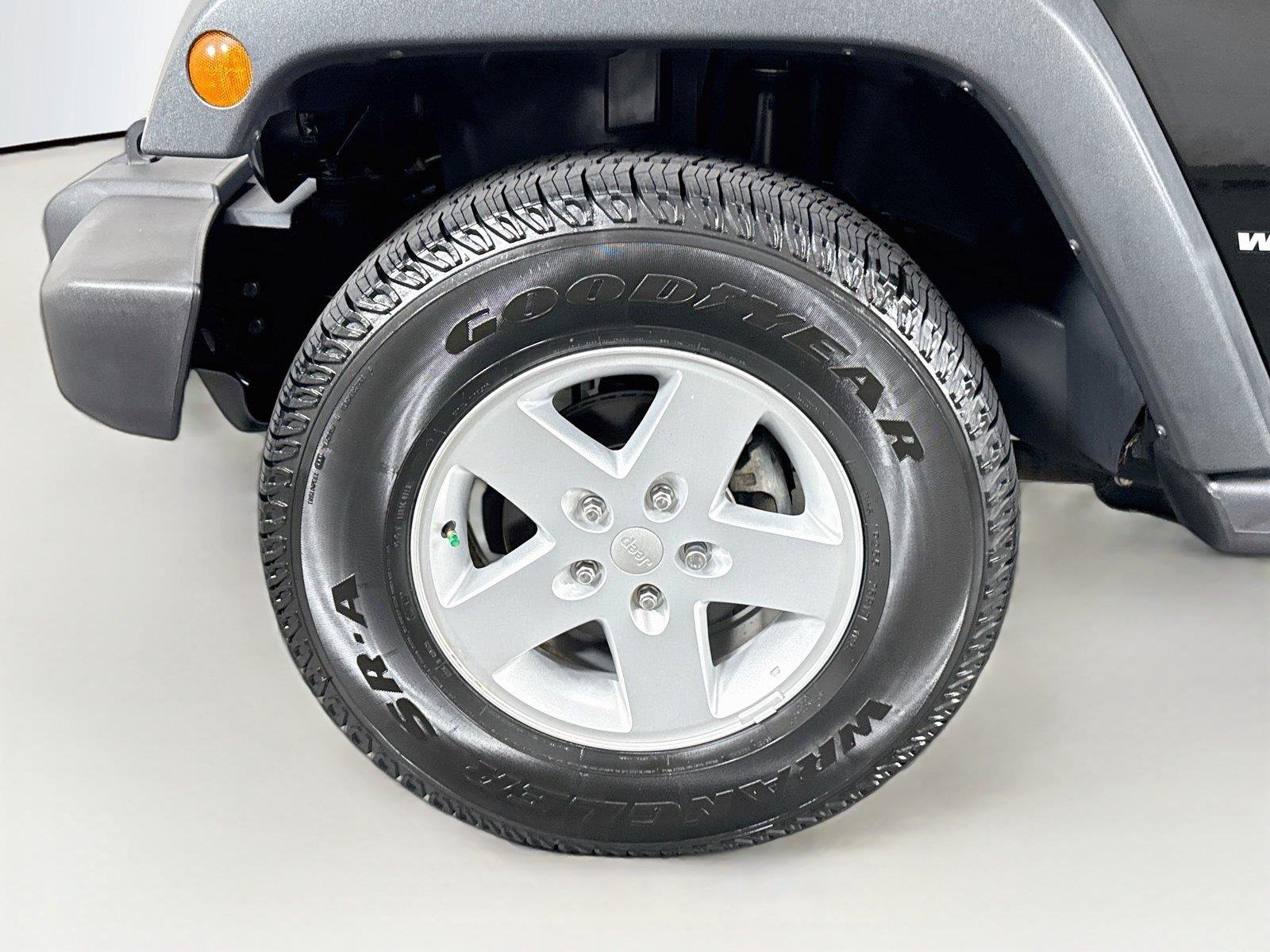 Used 2017 Black Clearcoat Jeep Sport image 37