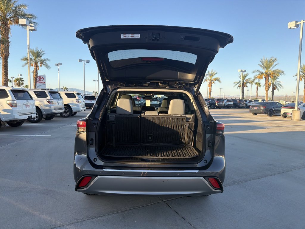 2021 Toyota Highlander Platinum - Photo 31