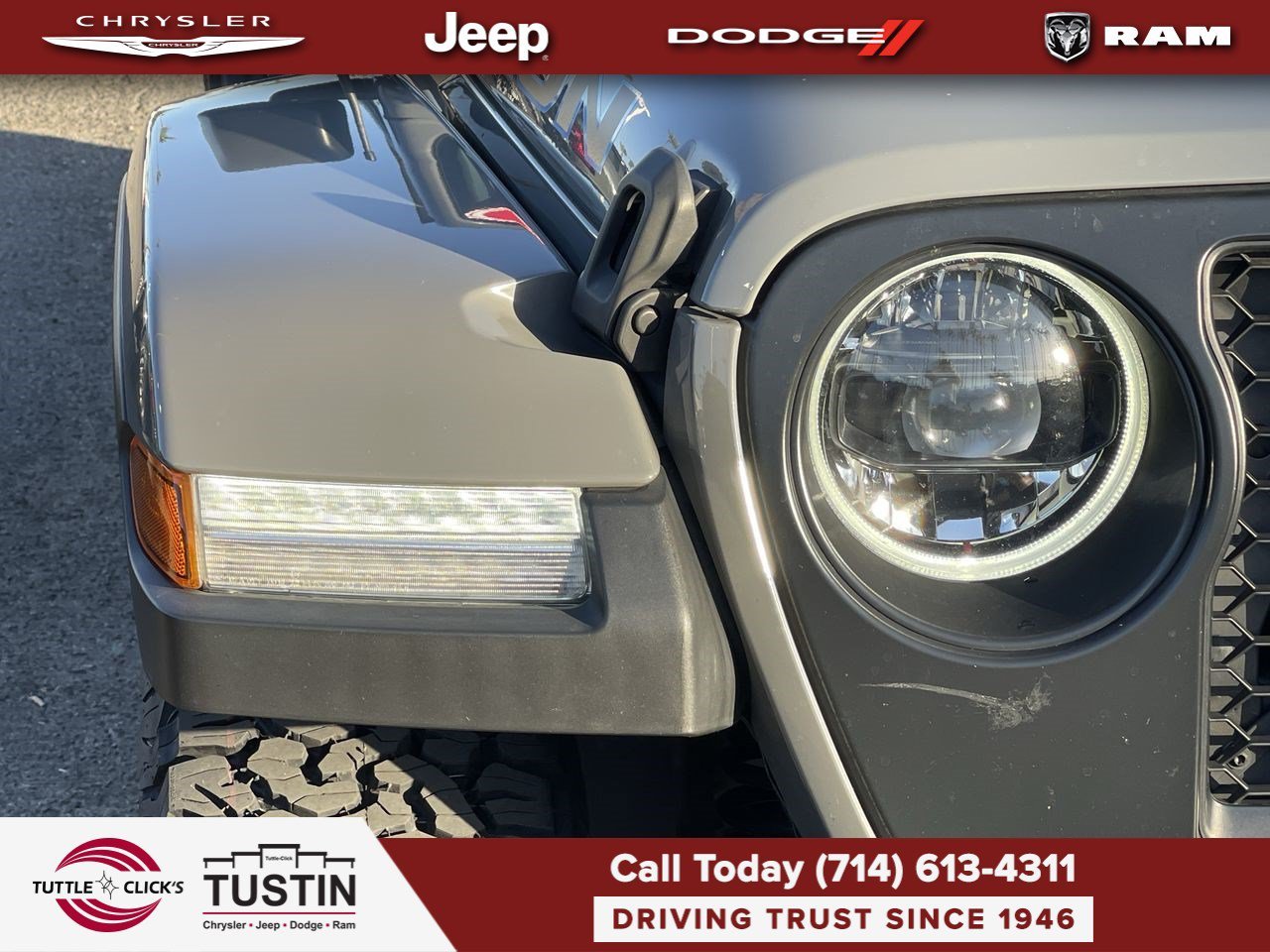 Used 2023 Sting-Gray Clearcoat Jeep Rubicon image 7