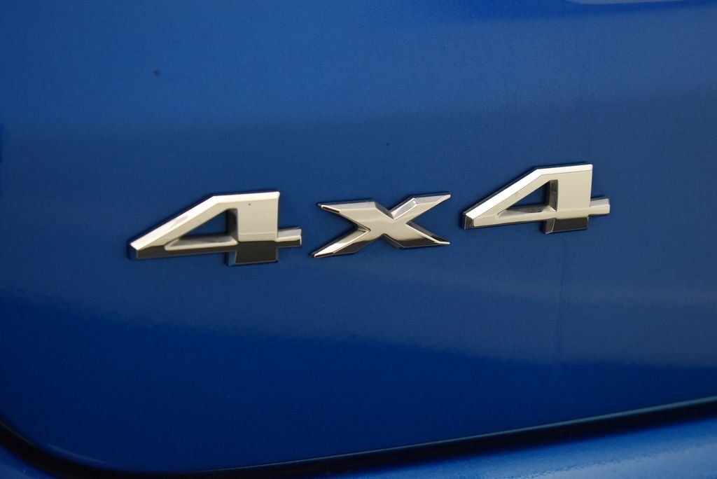 Used 2025 Blue Jeep Limited image 9