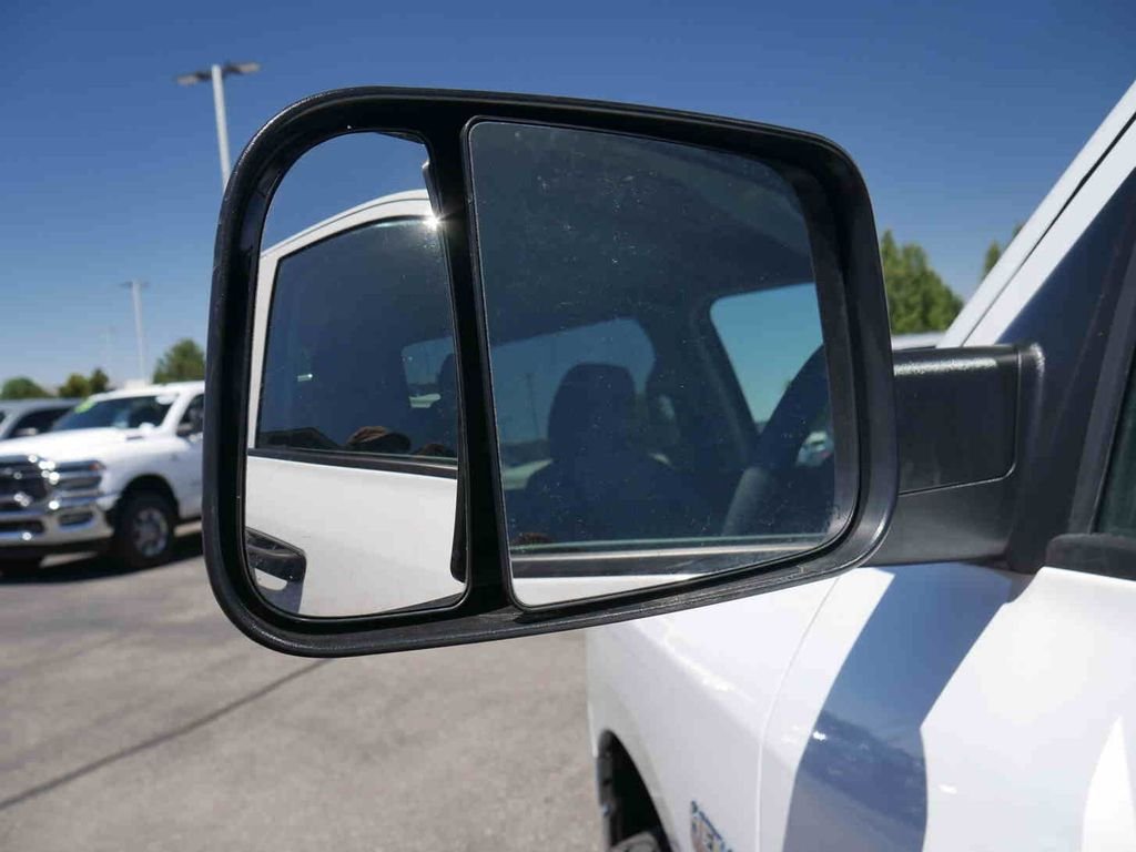 Used 2023 White Ram SLT image 12