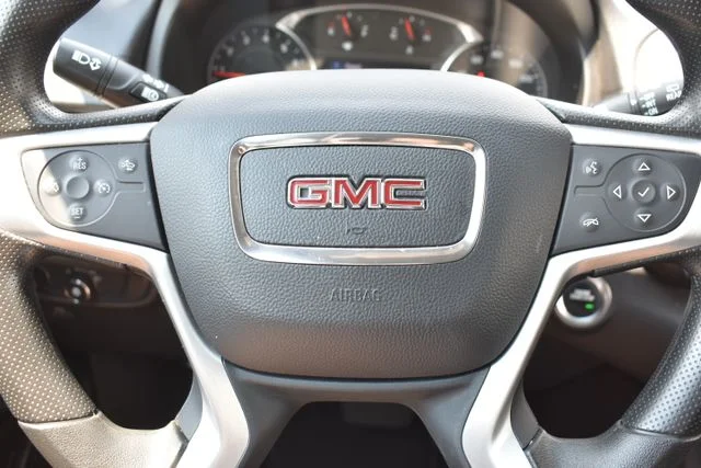 Used 2024 White GMC SLE image 19