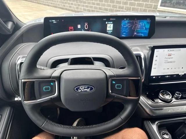 New 2027 Glacier Gray Metallic Tri-Coat Ford Platinum image 21