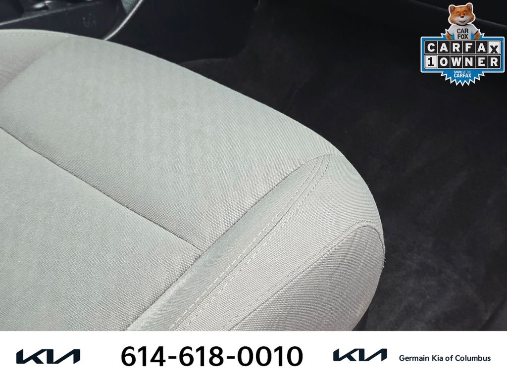 Used 2021 White Toyota SR image 27