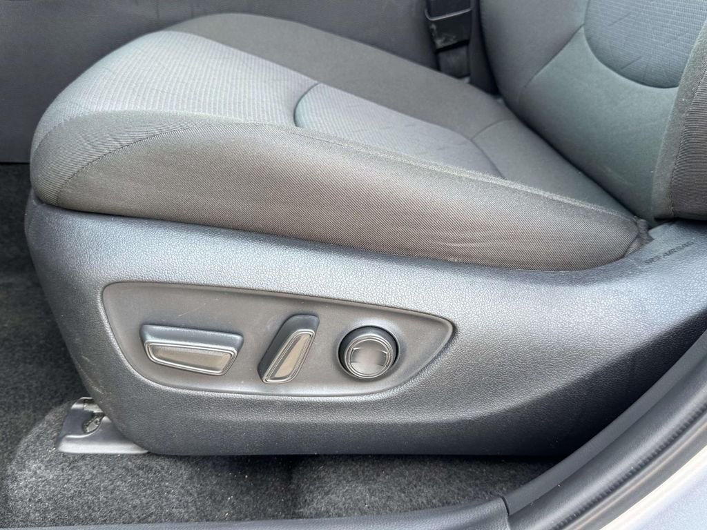 Used 2025 Silver Toyota XLE image 19