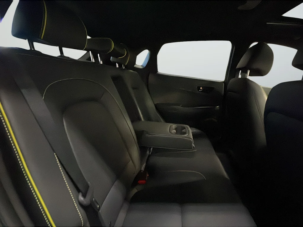 Used 2018 Green Hyundai Limited image 24
