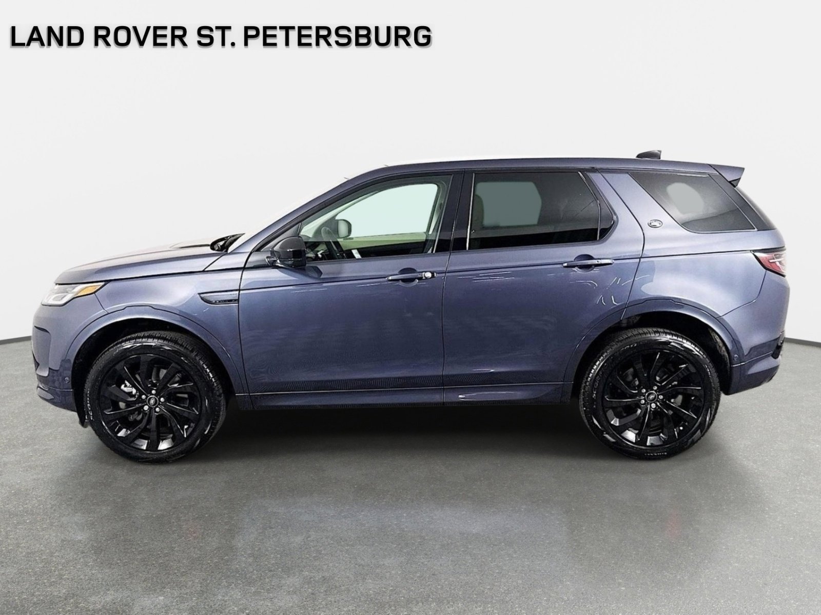 Used 2025 Blue Land Rover S image 8
