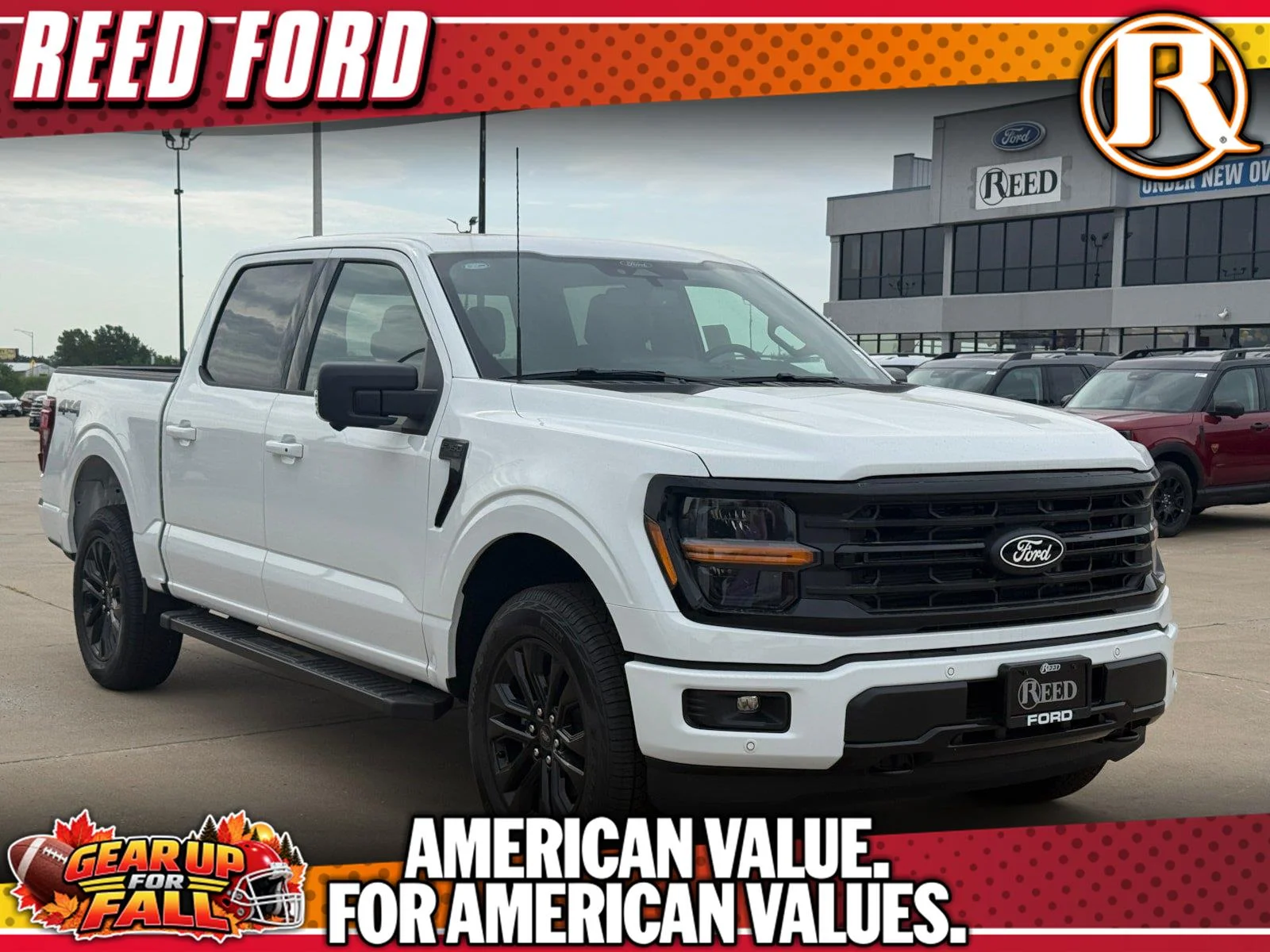 New 2026 Oxford White Ford XLT image 1