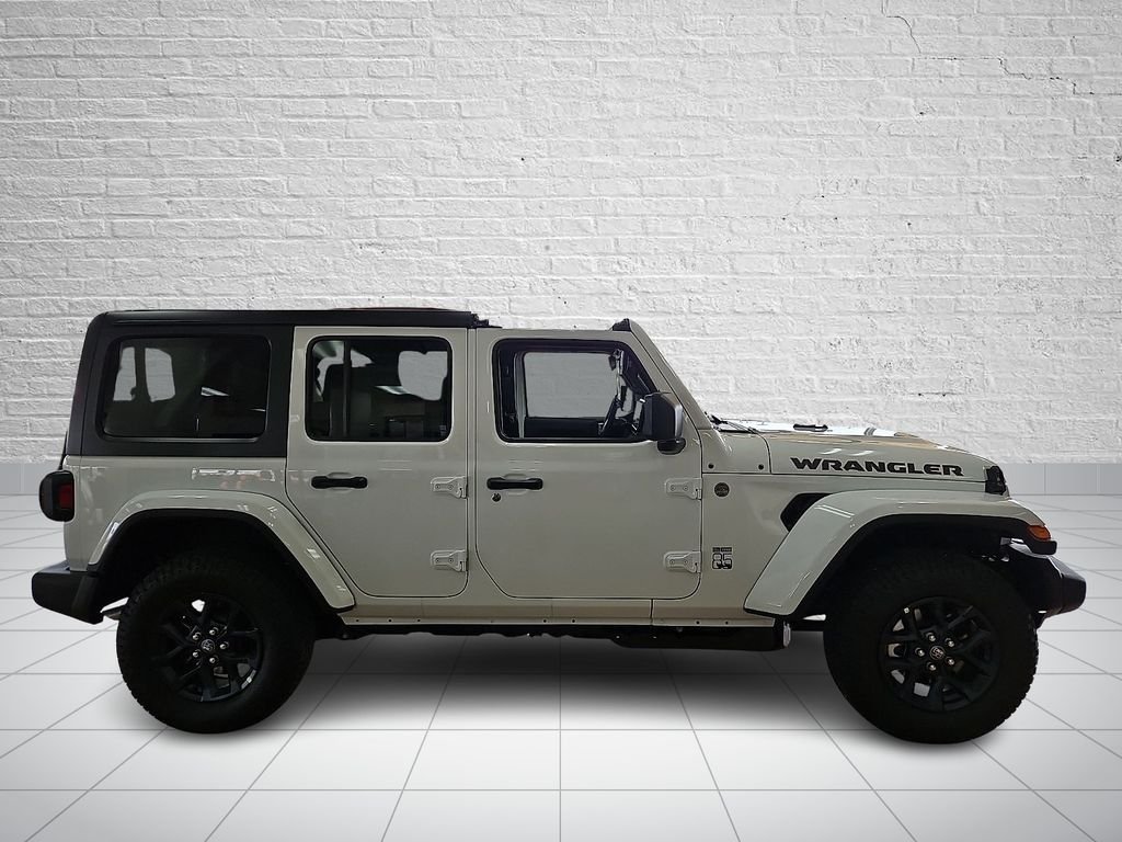 New 2026 Bright White Clear-Coat Exterior Paint Jeep 85th Anniversary Edition image 5