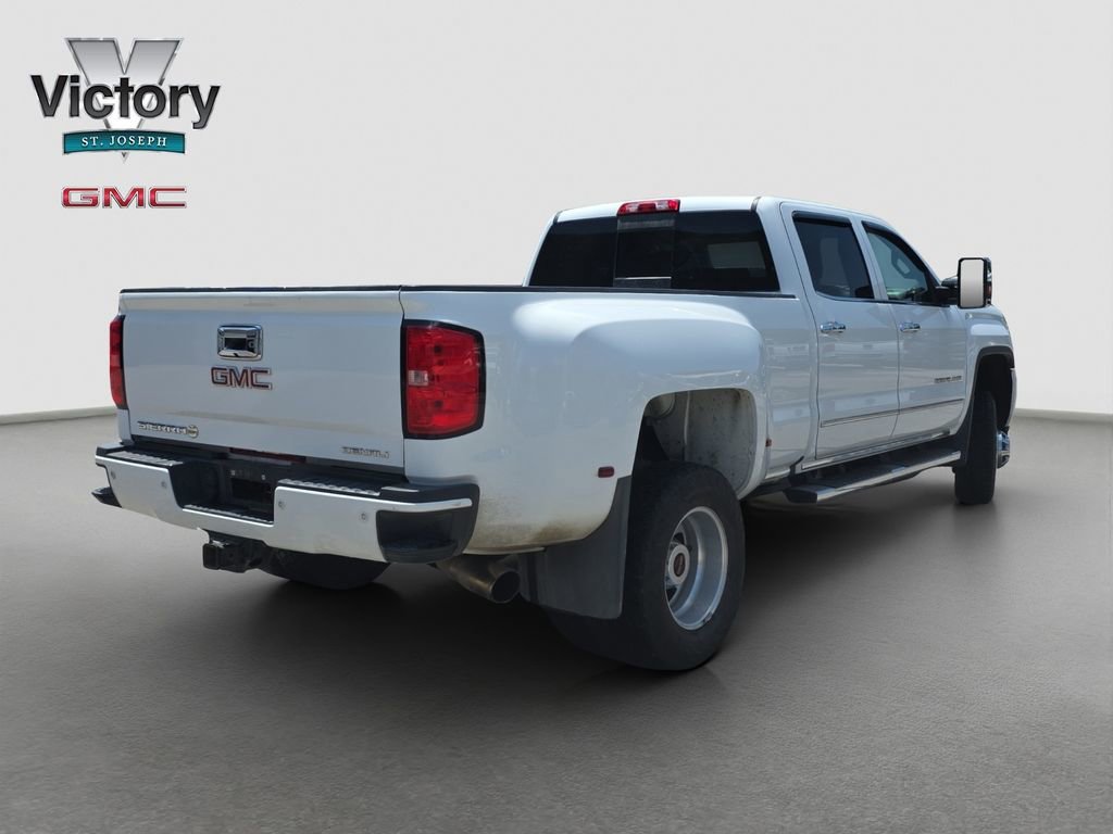 Used 2017 SUMMIT WHITE GMC Denali image 17