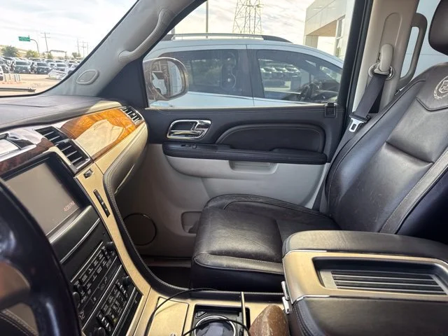 Used 2014 MOCHA STEEL METALLIC Cadillac Platinum image 5